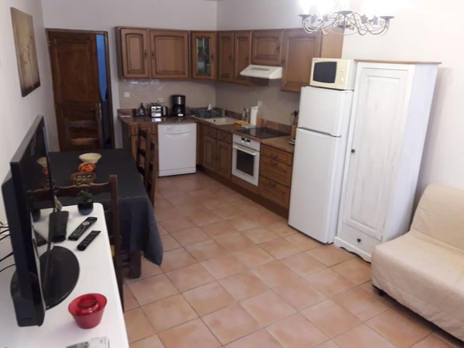 Apt En Luberon Appartement 3 Chambres Et Garage Privee Eksteriør bilde